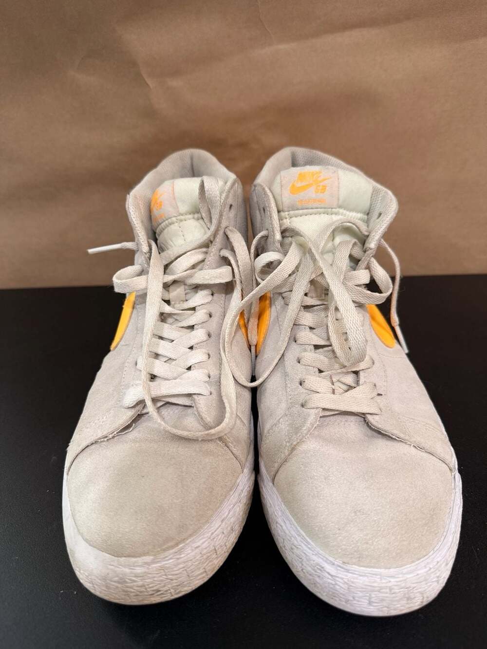 Nike SB Zoom Blazer Mid Size 10.5 Summit White Laser Orange